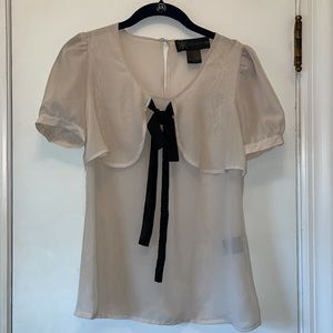 Kardashian Top XS GUC